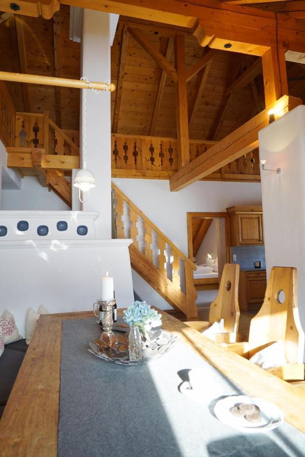 Ansitz Wirtsgut - Familienappartements In Den Bergen Leogang Exteriör bild